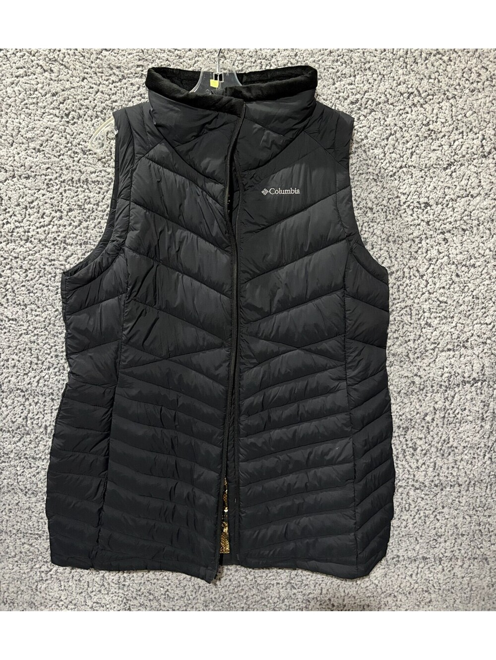 Columbia Omni Heat Women XL Black Puffer Vest Insulated NWOT Missing Zipper Pull